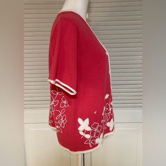 NWT Susan Bristol Embroidered Floral Sweater Size Large - Picture 3 of 8